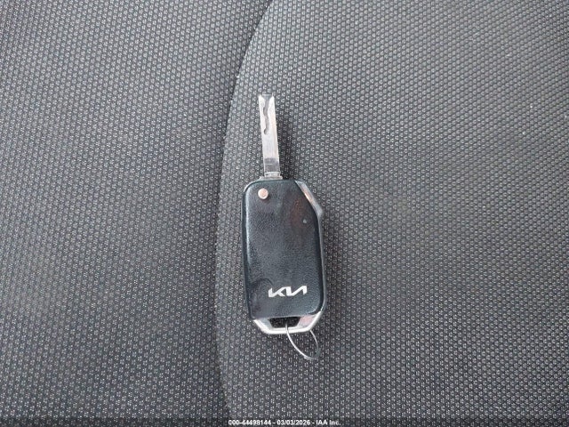 3KPF24AD4PE542667 KIA Forte Lxs