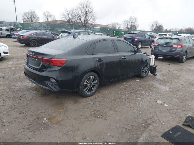 3KPF24AD4PE542667 KIA Forte Lxs