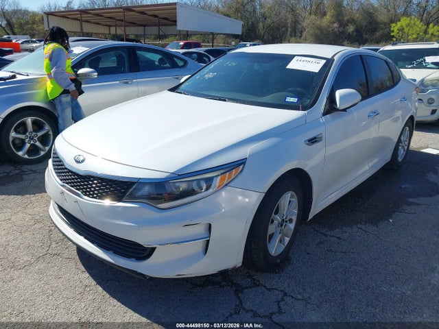 5XXGT4L31JG208679 KIA Optima Lx
