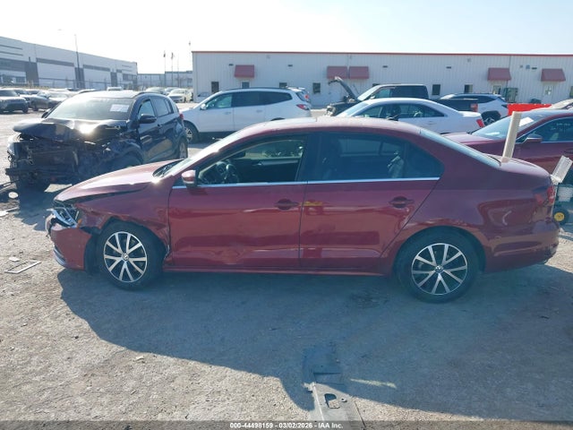 Продажа на аукционе авто 2017 Volkswagen Jetta 1.4t Se, vin: 3VWDB7AJ5HM283898, номер лота: 44498159