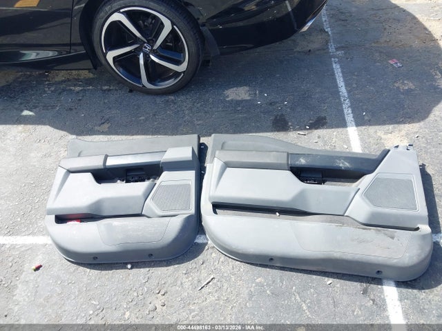 1FTFW1L82RKD30319 Ford F-150 Xl