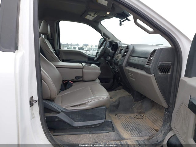 Ford F-450 Chassis Xl 2020 1FDUF4GT4LDA04780 Image 8