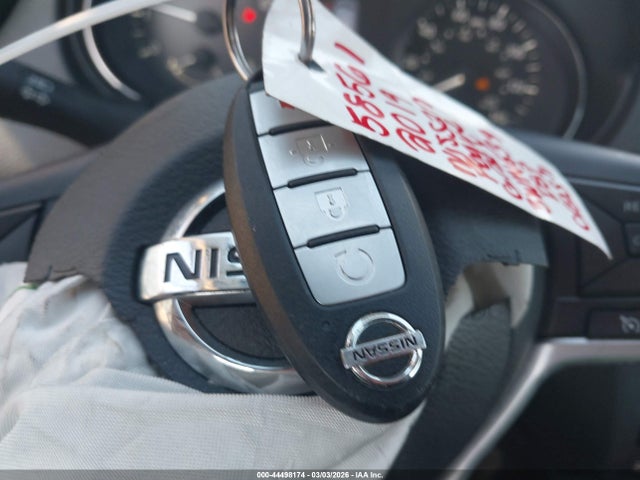 JN1BJ1CR6KW625253 Nissan Rogue Sport Sv