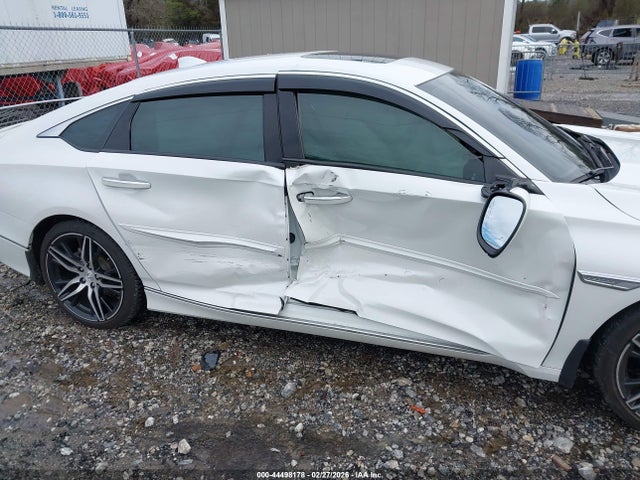 1HGCV2F90MA029242 Honda Accord Touring