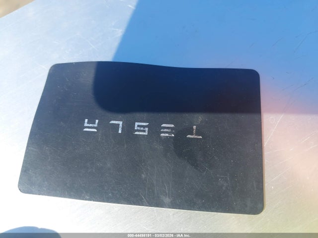 Продажа на аукционе авто 2021 Tesla Model 3 Standard Range Plus Rear-wheel Drive, vin: 5YJ3E1EA1MF876475, номер лота: 44498191