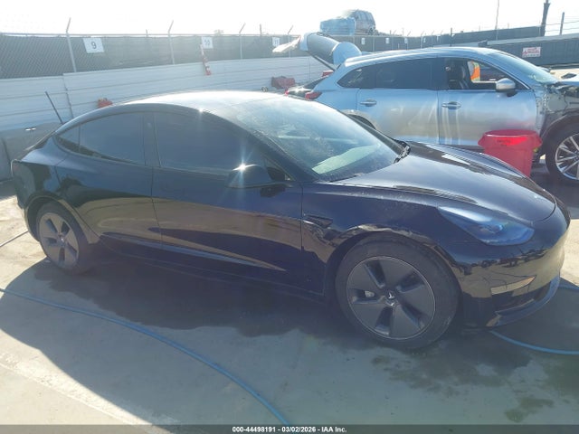 Продажа на аукционе авто 2021 Tesla Model 3 Standard Range Plus Rear-wheel Drive, vin: 5YJ3E1EA1MF876475, номер лота: 44498191