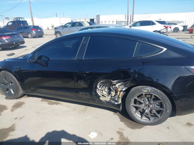 Продажа на аукционе авто 2021 Tesla Model 3 Standard Range Plus Rear-wheel Drive, vin: 5YJ3E1EA1MF876475, номер лота: 44498191