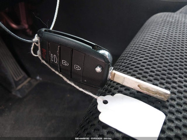 5XXGT4L34KG283104 KIA Optima Lx