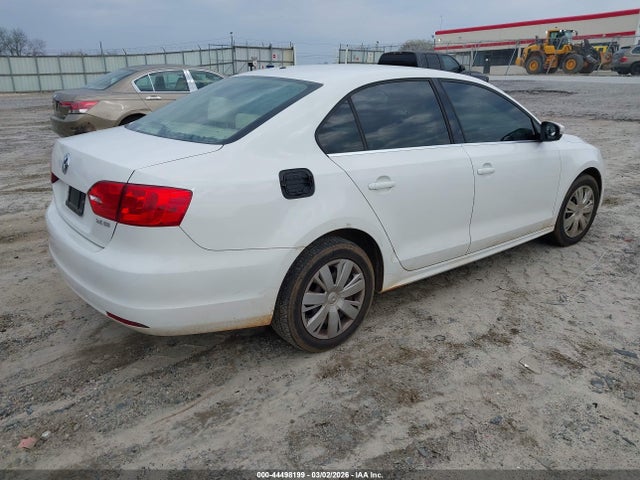 Продаж на аукціоні авто 2013 Volkswagen Jetta 2.5l Se, vin: 3VWDX7AJ4DM442924, номер лоту: 44498199