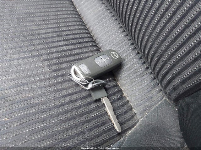 3MZBM1M73GM248869 Mazda Mazda3 I Touring