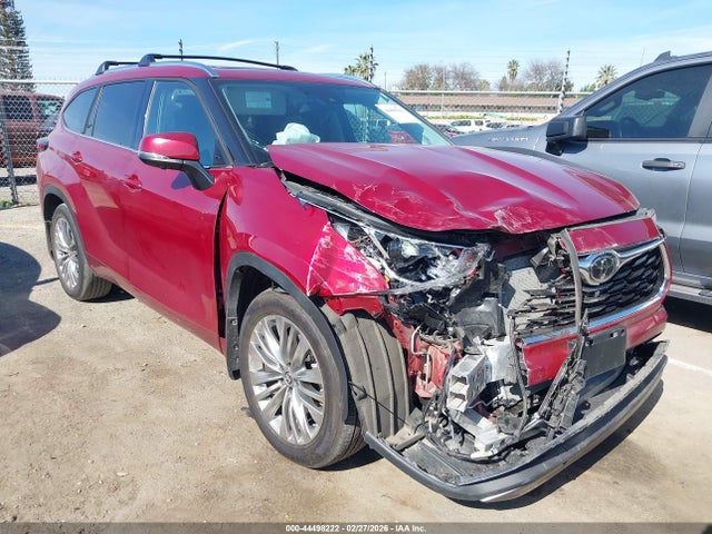 2024 TOYOTA HIGHLANDER 5TDKDRBH4RS548761