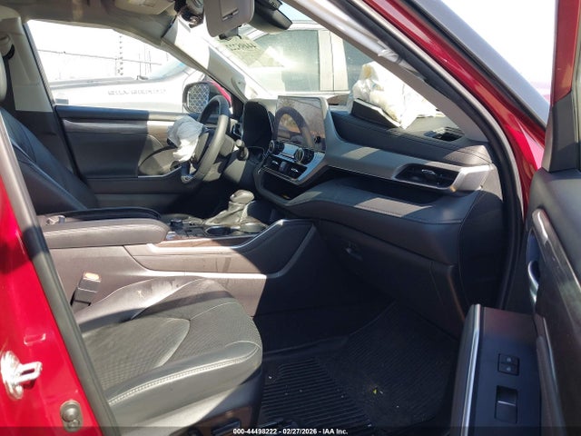 2024 TOYOTA HIGHLANDER 5TDKDRBH4RS548761 Photo 4