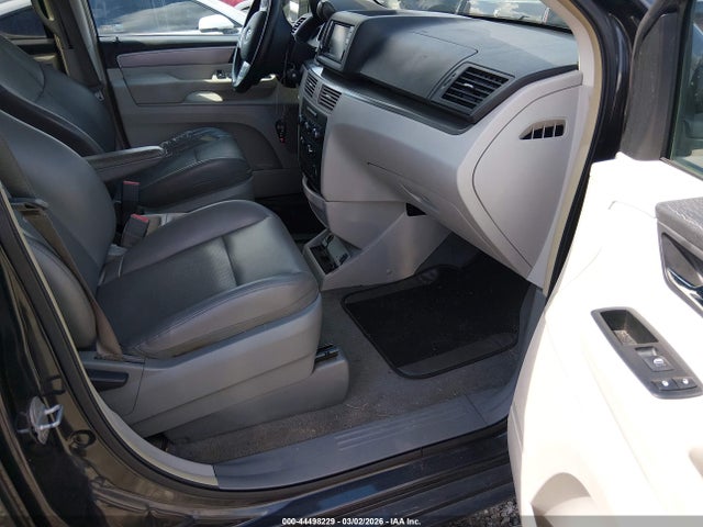 Aukcja sprzedaży 2011 Volkswagen Routan Se, vin: 2V4RW3DG1BR669617, numer aukcji: 44498229