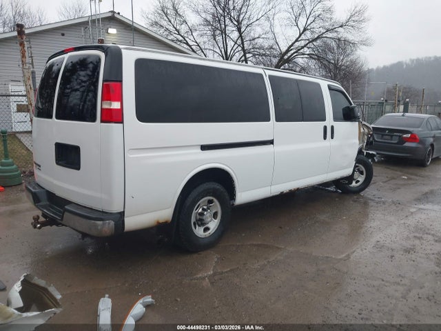 2013 CHEVROLET EXPRESS 3500 1GAZG1FAXD1144205 Photo 3