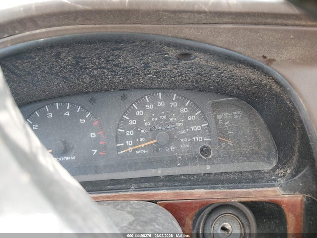 1997 Toyota 4runner Sr5 მანქანა იყიდება აუქციონზე, vin: JT3GN86R4V0041389, აუქციონის ნომერი: 44498276