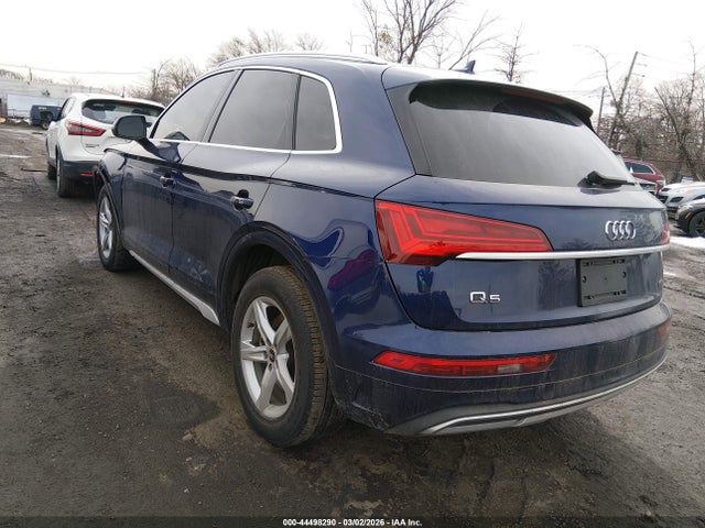 2021 AUDI Q5 WA1AAAFY2M2100657 Photo 2