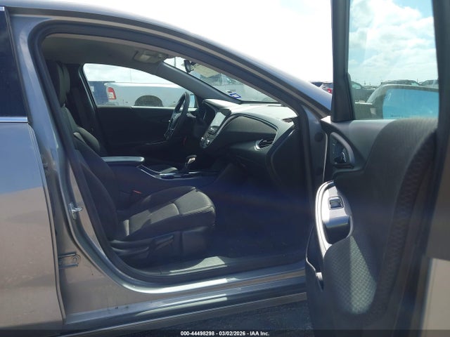 1G1ZD5ST6SF136190 Chevrolet Malibu Fwd 1lt
