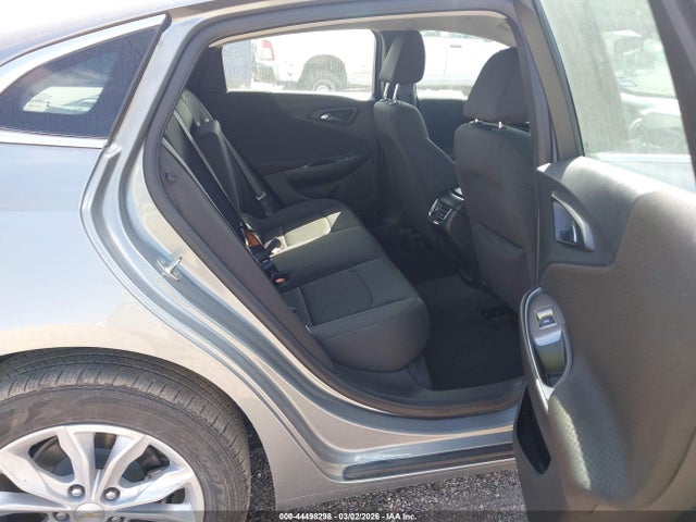 1G1ZD5ST6SF136190 Chevrolet Malibu Fwd 1lt