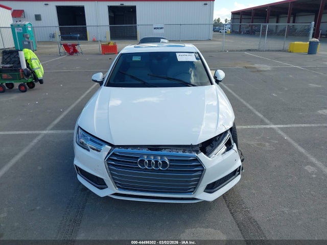 WAUHMAF47KN007473 Audi A4 40 Premium