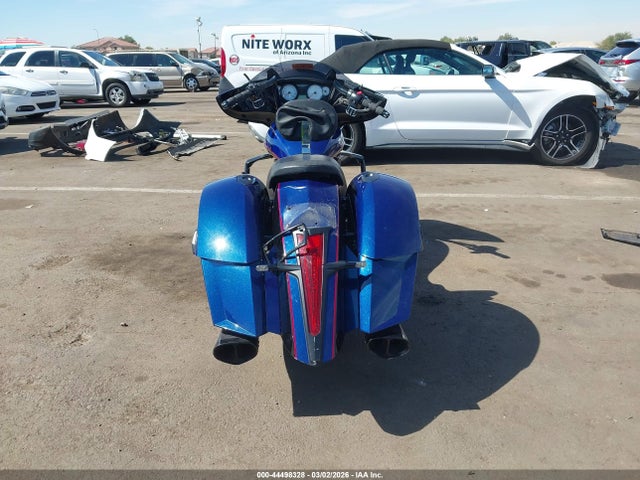 Victory Motorcycles Cross Country 2014 5VPDW36N8E3027751 Image 6