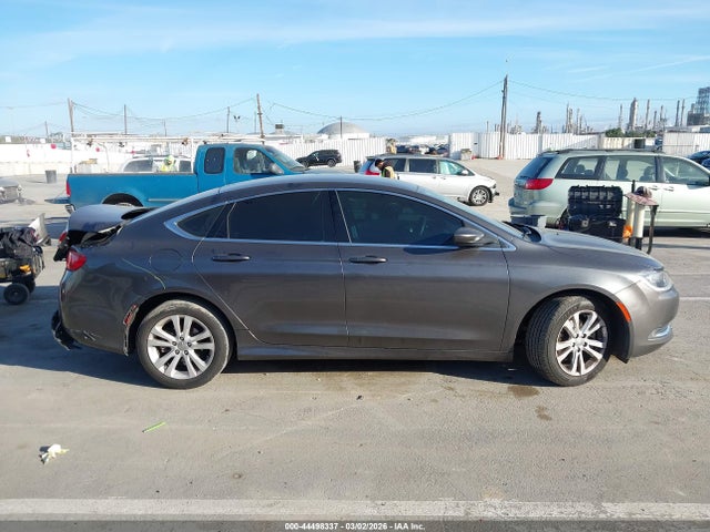 2016 Chrysler 200 Limited მანქანა იყიდება აუქციონზე, vin: 1C3CCCAB6GN169284, აუქციონის ნომერი: 44498337