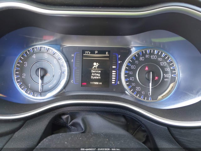 2016 Chrysler 200 Limited მანქანა იყიდება აუქციონზე, vin: 1C3CCCAB6GN169284, აუქციონის ნომერი: 44498337