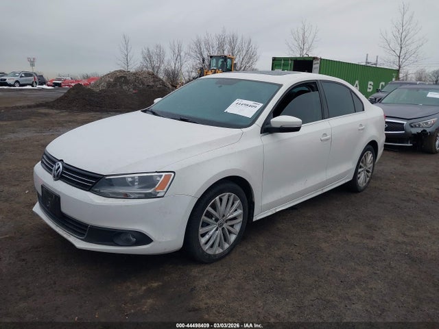 44498409 :رقم المزاد ، 3VWLZ7AJ3BM379799 vin ، 2011 Volkswagen Jetta 2.5l Sel مزاد بيع
