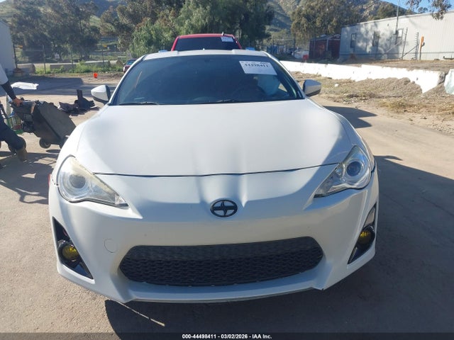 JF1ZNAA14G8704905 Scion FR-S