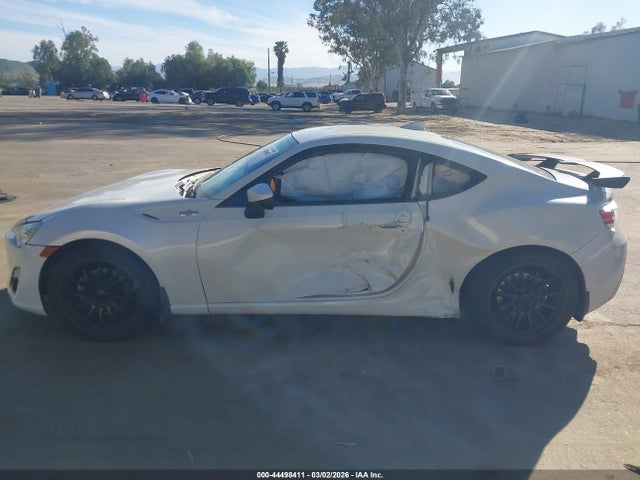 JF1ZNAA14G8704905 Scion FR-S