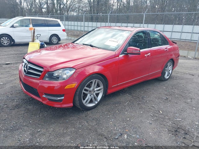 2014 Mercedes-benz C 250 Sport მანქანა იყიდება აუქციონზე, vin: WDDGF4HB6EA955869, აუქციონის ნომერი: 44498418