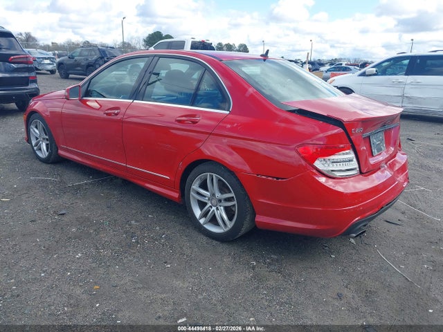 2014 Mercedes-benz C 250 Sport მანქანა იყიდება აუქციონზე, vin: WDDGF4HB6EA955869, აუქციონის ნომერი: 44498418