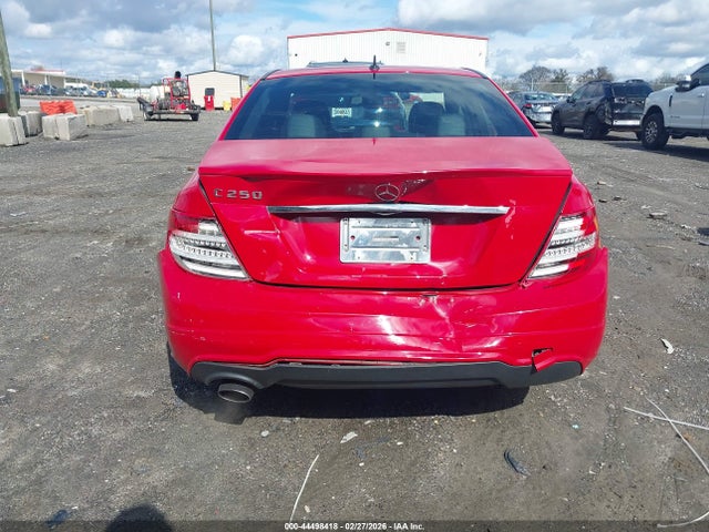 2014 Mercedes-benz C 250 Sport მანქანა იყიდება აუქციონზე, vin: WDDGF4HB6EA955869, აუქციონის ნომერი: 44498418