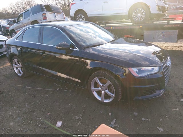 2015 AUDI A3 WAUACGFFXF1028095 Photo 0