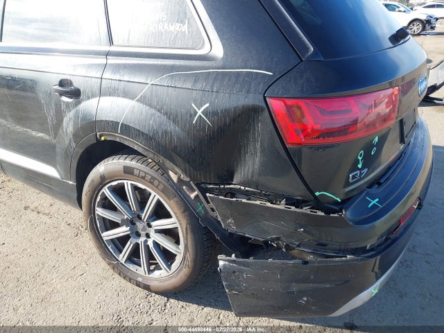 Продажа на аукционе авто 2018 Audi Q7 3.0t Premium, vin: WA1LAAF78JD048807, номер лота: 44498446