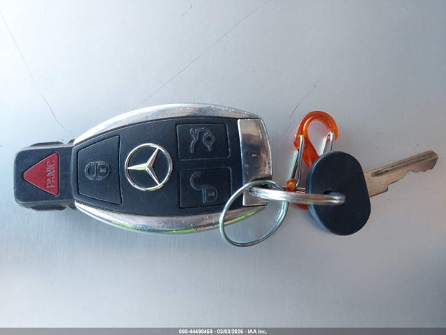 44498459 :رقم المزاد ، WDBUF70J25A692442 vin ، 2005 Mercedes-benz E 500 مزاد بيع
