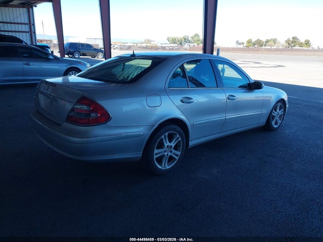 44498459 :رقم المزاد ، WDBUF70J25A692442 vin ، 2005 Mercedes-benz E 500 مزاد بيع