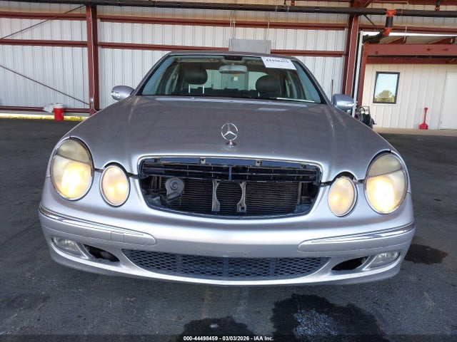 44498459 :رقم المزاد ، WDBUF70J25A692442 vin ، 2005 Mercedes-benz E 500 مزاد بيع