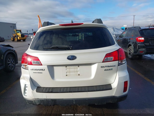 Subaru Outback 2.5i Premium 2014 4S4BRBCC8E3286648 Image 16