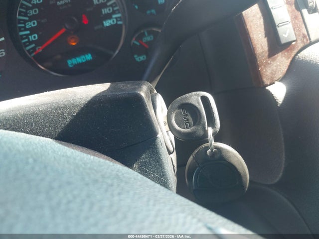 44498471 :رقم المزاد ، 1GKS2LE33BR206651 vin ، 2011 Gmc Yukon Xl 1500 Slt مزاد بيع