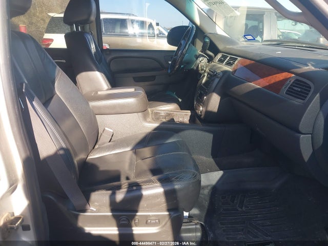 44498471 :رقم المزاد ، 1GKS2LE33BR206651 vin ، 2011 Gmc Yukon Xl 1500 Slt مزاد بيع