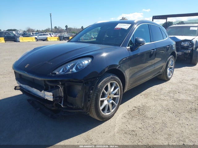 2016 PORSCHE MACAN WP1AB2A52GLB42328 Photo 1