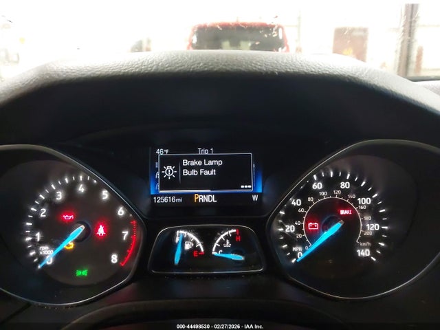 1FADP3K2XGL364289 Ford FOCUS SE