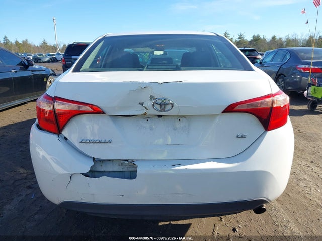Toyota COROLLA LE 2018 2T1BURHEXJC985934 Image 16