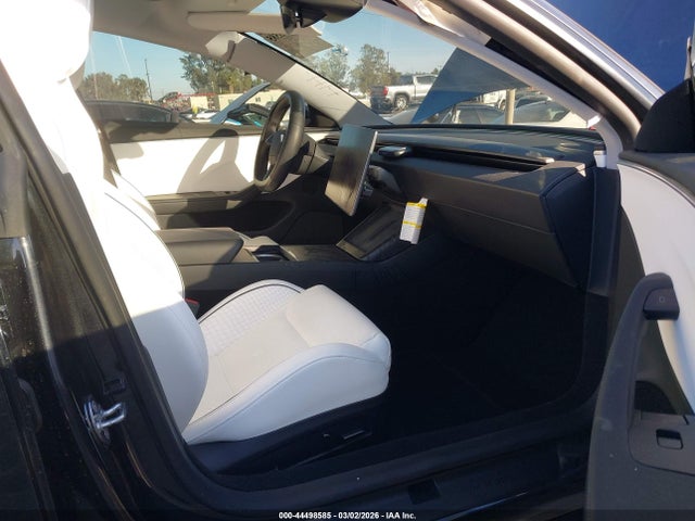 Tesla Model 3 Performance All-wheel Drive 2024 5YJ3E1ET9RF870285 Image 5
