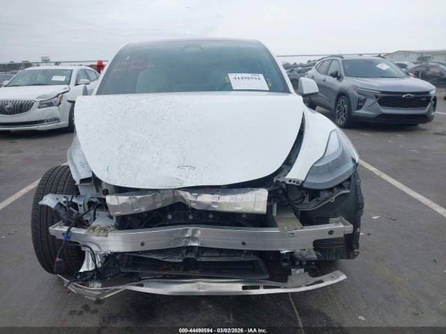 7SAYGDEF0NF570790 Tesla Model Y Performance Dual Motor All-wheel Drive