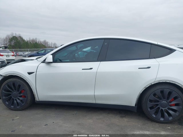 7SAYGDEF0NF570790 Tesla Model Y Performance Dual Motor All-wheel Drive