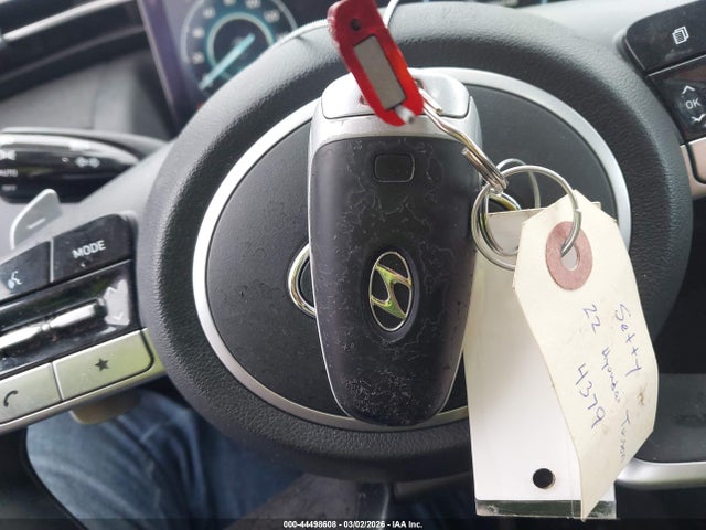 Продажа на аукционе авто 2022 Hyundai Tucson Limited, vin: 5NMJECAE4NH009745, номер лота: 44498608