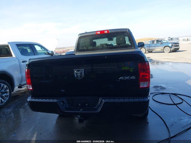 44498622 :رقم المزاد ، 1C6RR7FG6JS345251 vin ، 2018 Ram 1500 Express  4x4 6'4 Box مزاد بيع