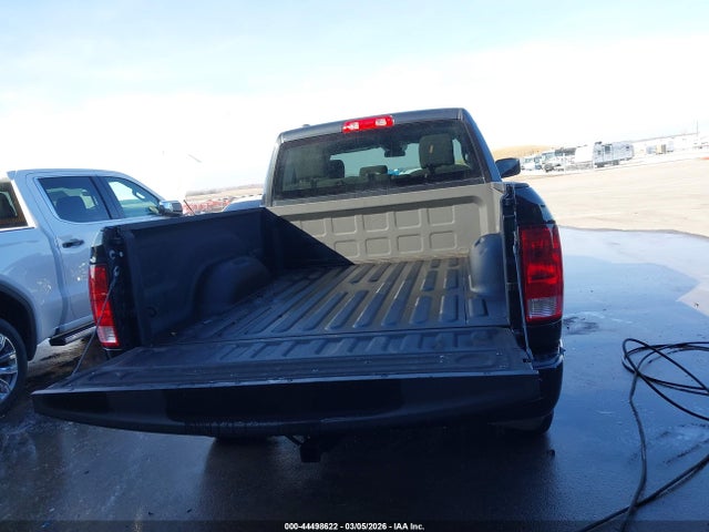 44498622 :رقم المزاد ، 1C6RR7FG6JS345251 vin ، 2018 Ram 1500 Express  4x4 6'4 Box مزاد بيع