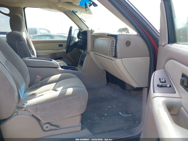2003 CHEVROLET SUBURBAN 1500 1GNEC16Z53J259324 Photo 4